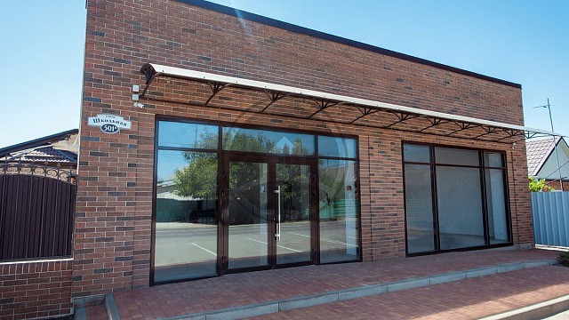 , slavyanskiy_kirpich, oblitsovochnyy_kirpich, bavarskaya_kladka, dom