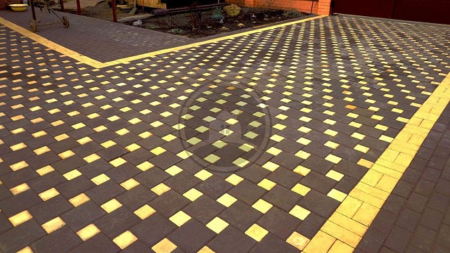 , steinrus, trotuarnaya_plitka, zheltyy, korichnevyy, vkhodnaya_gruppa