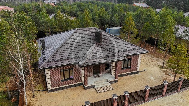 , galeco, grand_line, perel, qbrick, tandem, vodostochnye_sistemy, metallocherepitsa, oblitsovochnyy_kirpich, sofity, tsvetnye_kladochnye_smesi, bavarskaya_kladka, belyy, korichnevyy, dom, zabor