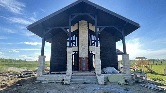 , kerabit, qbrick, volgogradskiy_blok, tandem, keramicheskie_bloki, oblitsovochnyy_kirpich, belyy, chernyy, dom