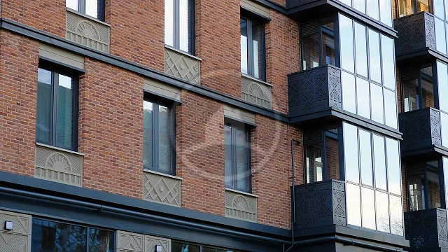 , perel, tandem, oblitsovochnyy_kirpich, tsvetnye_kladochnye_smesi, belyy, krasno_korichnevyy, mnogoetazhnyy_dom