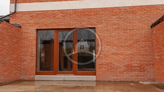 , perel, tandem, oblitsovochnyy_kirpich, tsvetnye_kladochnye_smesi, bavarskaya_kladka, bezhevyy, dom