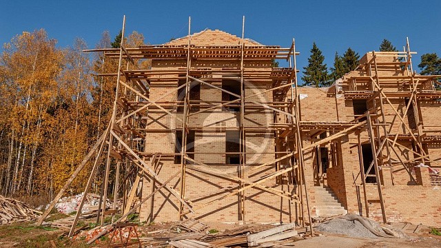 , perel, tandem, oblitsovochnyy_kirpich, tsvetnye_kladochnye_smesi, bavarskaya_kladka, belyy, dom