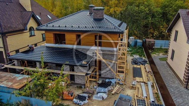 , galeco, grand_line, perel, tandem, vodostochnye_sistemy, metallocherepitsa, oblitsovochnyy_kirpich, sofity, tsvetnye_kladochnye_smesi, elementy_krovli, ral_9005, belyy, cherno_seryy, chernyy, dom, kladka, mnogoetazhnyy_dom, proekt