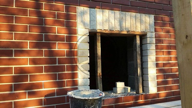 , braer, perel, qbrick, oblitsovochnyy_kirpich, tsvetnye_kladochnye_smesi, belyy, krasnyy, stena