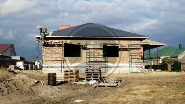 , slavyanskiy_kirpich, oblitsovochnyy_kirpich, bavarskaya_kladka, dom