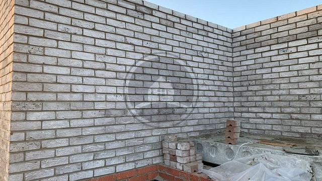 , tandem, oblitsovochnyy_kirpich, bavarskaya_kladka, seryy, dom, kladka