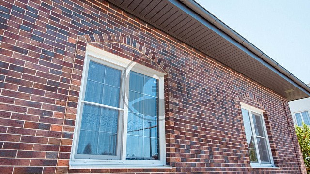 , slavyanskiy_kirpich, oblitsovochnyy_kirpich, bavarskaya_kladka, dom