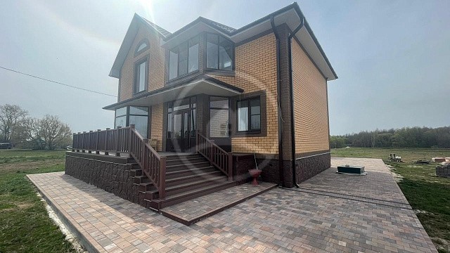 , steinrus, bordyury, trotuarnaya_plitka, krasnyy_miks, krasnyy_pyestryy, pestryy, sapozhok, landshaftnyy_dizayn