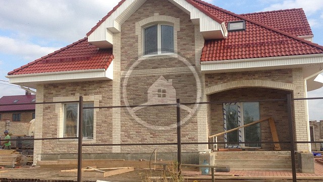 , grand_line, perel, qbrick, oblitsovochnyy_kirpich, sofity, tsvetnye_kladochnye_smesi, bavarskaya_kladka, belyy, dom