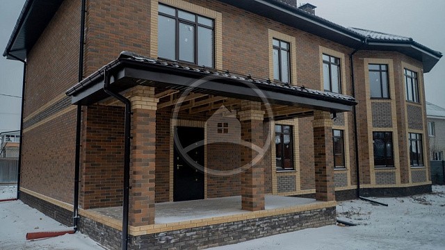 , galeco, grand_line, magma, perel, qbrick, tandem, vodostochnye_sistemy, metallocherepitsa, oblitsovochnyy_kirpich, sofity, tsvetnye_kladochnye_smesi, bavarskaya_kladka, korichnevyy, semchino, dom, krysha