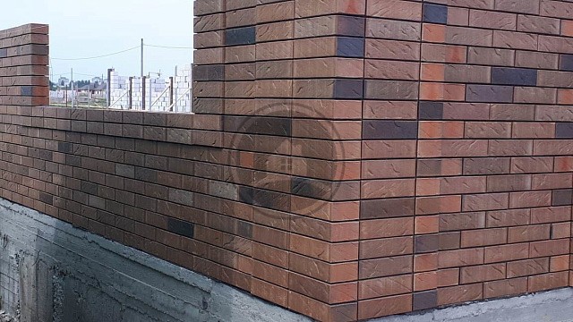 , slavyanskiy_kirpich, oblitsovochnyy_kirpich, bavarskaya_kladka, kladka