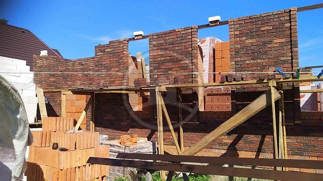 , tandem, oblitsovochnyy_kirpich, krasno_chernyy, dom