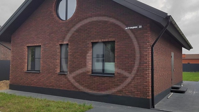 , galeco, grand_line, perel, poritep, tandem, shinglas, vodootvedenie, gazosilikatnye_bloki, myagkaya_cherepitsa, oblitsovochnyy_kirpich, krasno_korichnevyy, chernyy, lastochka_kp, dom