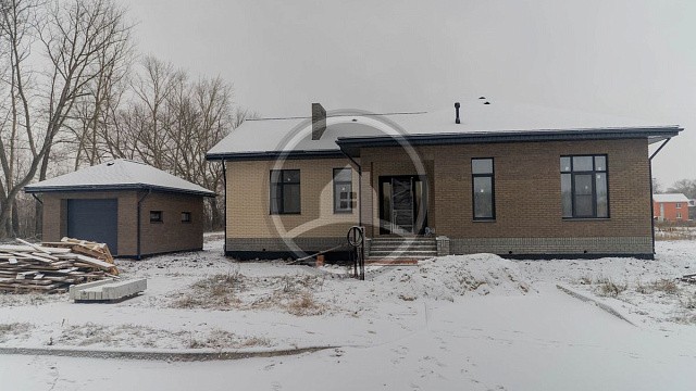 , grand_line, perel, qbrick, vodostochnye_sistemy, oblitsovochnyy_kirpich, tsvetnye_kladochnye_smesi, belyy, seryy, chernyy, dom