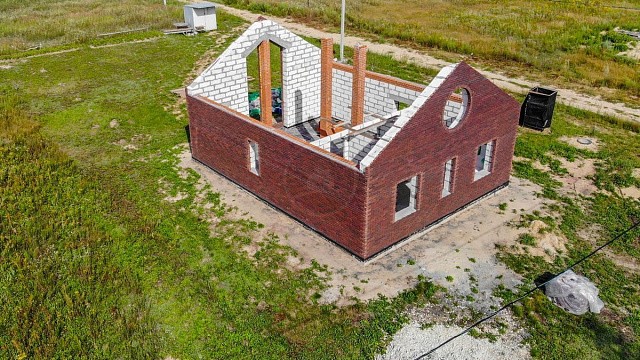 , perel, tandem, oblitsovochnyy_kirpich, tsvetnye_kladochnye_smesi, bavarskaya_kladka, chernyy, lastochka_kp, dom