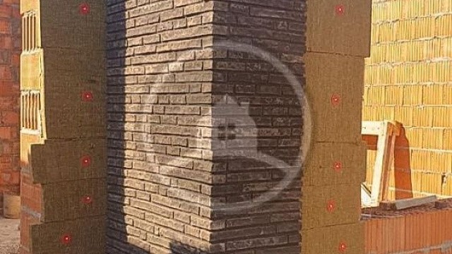 , perel, tandem, oblitsovochnyy_kirpich, tsvetnye_kladochnye_smesi, sero_chernyy, dom, kladka, stena