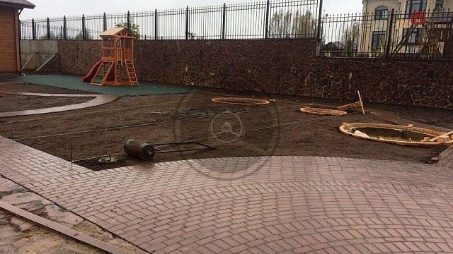 , trotuarnaya_plitka, korichnevyy, landshaftnyy_dizayn