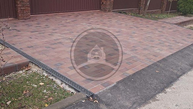 , stroeher, trotuarnaya_plitka, korichnevo_krasnyy, landshaftnyy_dizayn