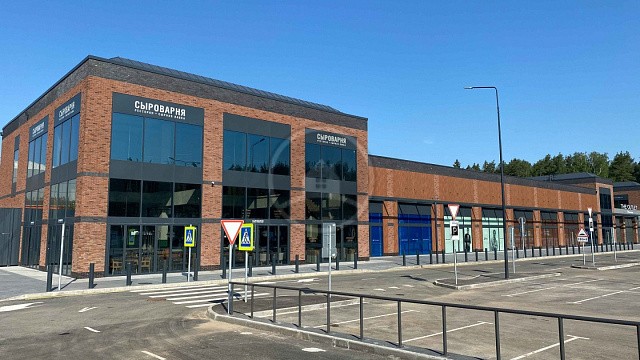 , tandem, oblitsovochnyy_kirpich, chernyy, dom