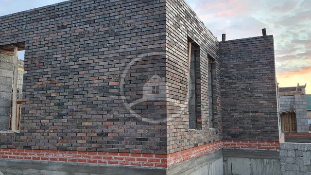 , skriabin_ceramics, oblitsovochnyy_kirpich, bavarskaya_kladka, kladka, stena