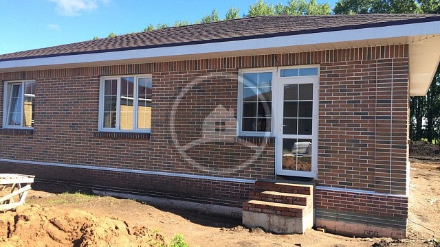 , perel, slavyanskiy_kirpich, oblitsovochnyy_kirpich, tsvetnye_kladochnye_smesi, bavarskaya_kladka, dom