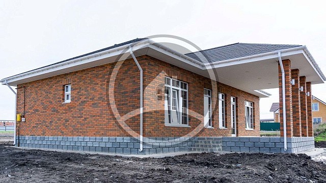 , krasnaya_gvardiya, oblitsovochnyy_kirpich, bavarskaya_kladka, dom