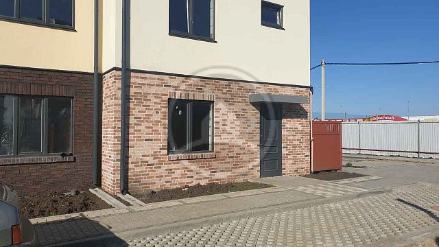 , tandem, oblitsovochnyy_kirpich, krasno_chernyy, dom