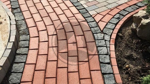 , lsr, granitnaya_bruschatka, klinkernaya_bruschatka, krasnyy, tyemno_seryy, vkhodnaya_gruppa