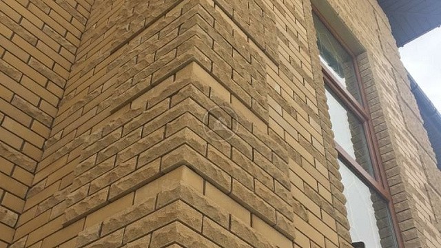 , qbrick, oblitsovochnyy_kirpich, solomennyy, dom