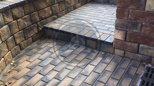 , trotuarnaya_plitka, sero_bezhevyy, landshaftnyy_dizayn