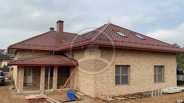 , tandem, oblitsovochnyy_kirpich, zhelto_seryy, dom