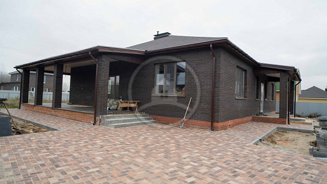 , slavyanskiy_kirpich, oblitsovochnyy_kirpich, novoselki_kp, dom