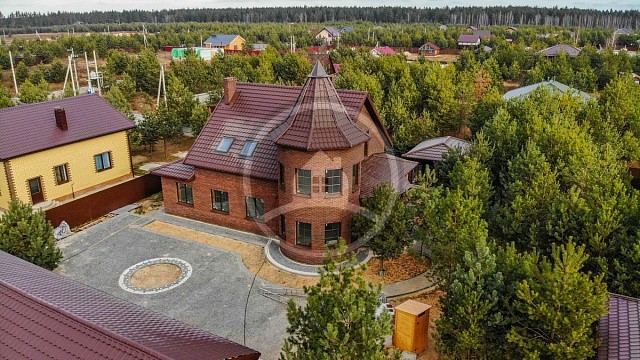 , grand_line, tandem, metallocherepitsa, oblitsovochnyy_kirpich, bavarskaya_kladka, shokoladnyy, alekanovo, skazka_v_lesu_kp, dom