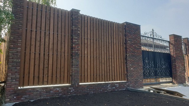 , tandem, oblitsovochnyy_kirpich, bavarskaya_kladka, zabor