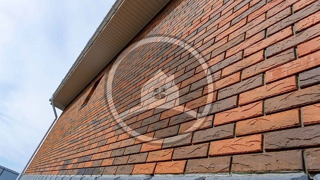 , krasnaya_gvardiya, oblitsovochnyy_kirpich, bavarskaya_kladka, dom