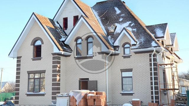 , perel, oblitsovochnyy_kirpich, tsvetnye_kladochnye_smesi, belyy, shokoladnyy, dom