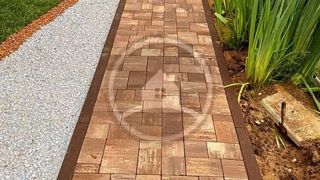 , steinrus, materialy_dlya_moshcheniya, trotuarnaya_plitka, korichnevyy, landshaftnyy_dizayn