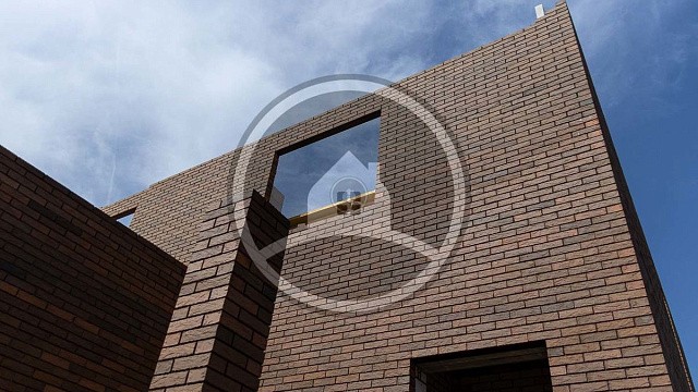 , perel, krasnaya_gvardiya, oblitsovochnyy_kirpich, tsvetnye_kladochnye_smesi, bavarskaya_kladka, shokoladnyy, dom