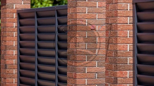 , slavyanskiy_kirpich, oblitsovochnyy_kirpich, bavarskaya_kladka, zabor