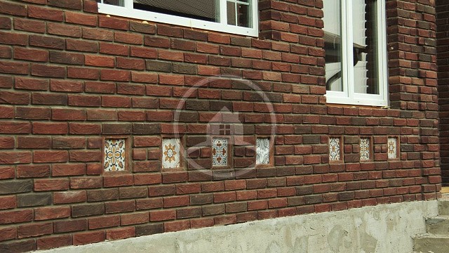 , grand_line, perel, tandem, myagkaya_cherepitsa, oblitsovochnyy_kirpich, sofity, tsvetnye_kladochnye_smesi, elementy_krovli, bavarskaya_kladka, korichnevyy, korablino, dom