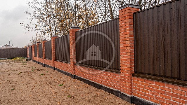 , perel, tandem, oblitsovochnyy_kirpich, tsvetnye_kladochnye_smesi, bavarskaya_kladka, bezhevyy, zabor