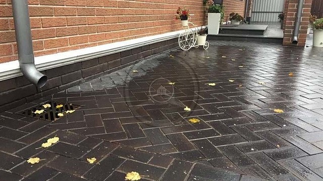 , trotuarnaya_plitka, bordovyy, landshaftnyy_dizayn