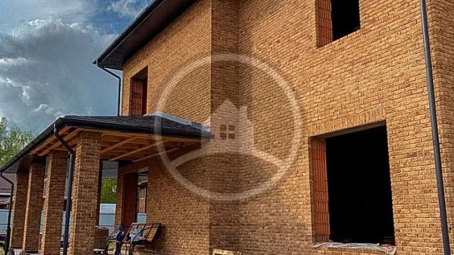 , perel, tandem, oblitsovochnyy_kirpich, tsvetnye_kladochnye_smesi, bezhevyy, korichnevo_krasnyy, krasno_korichnevyy, dom