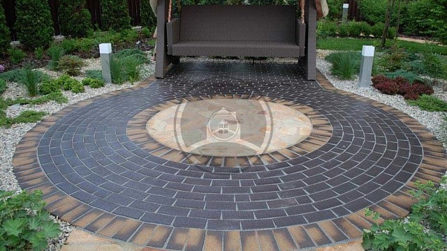 , trotuarnaya_plitka, bordovyy, landshaftnyy_dizayn