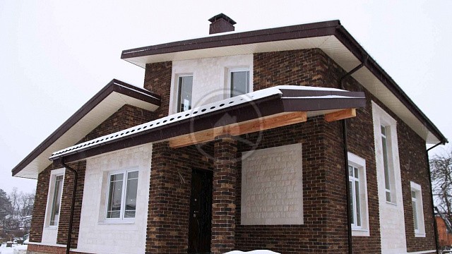 , tandem, oblitsovochnyy_kirpich, korichnevyy, dom